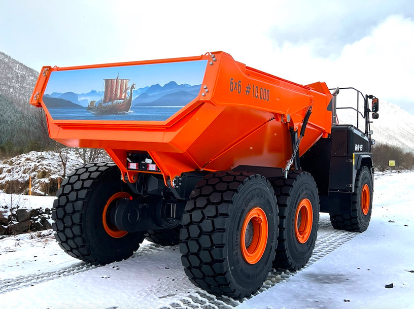 Norway's 10,000th ADT is the first in Europe to use DEVELON Colors 